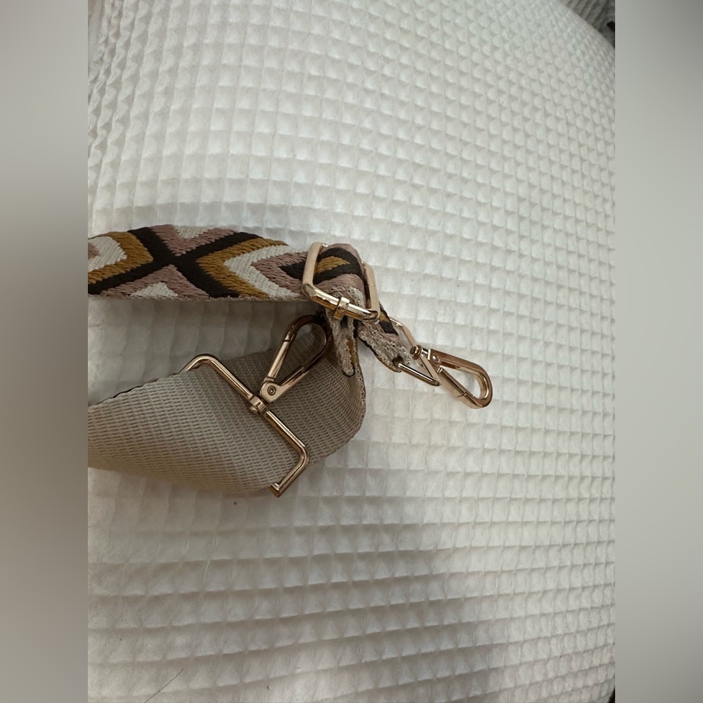 Geometric Patterned Bag Strap - image 4